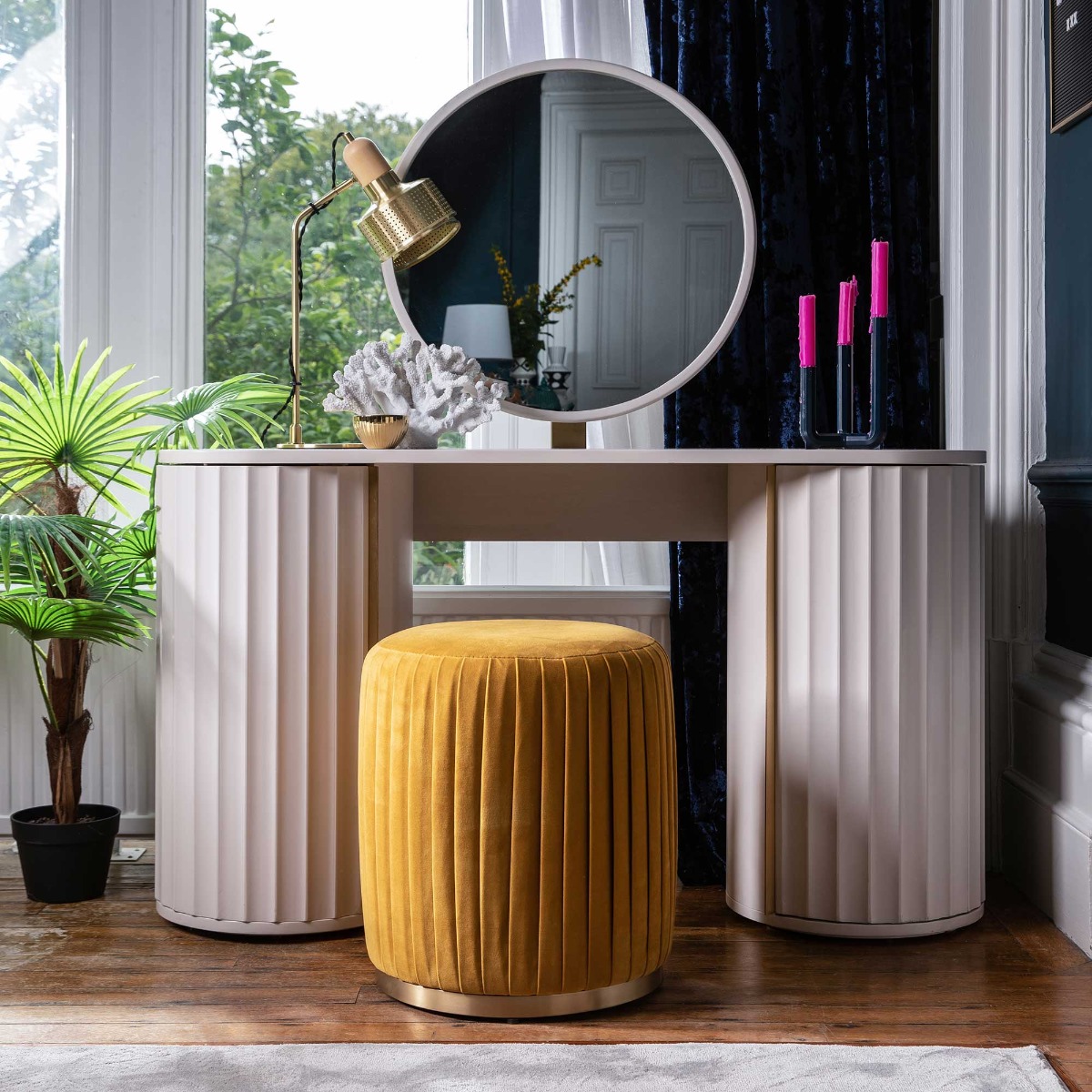 Lucia Dressing Table, Painted and Lacquered Mahogany