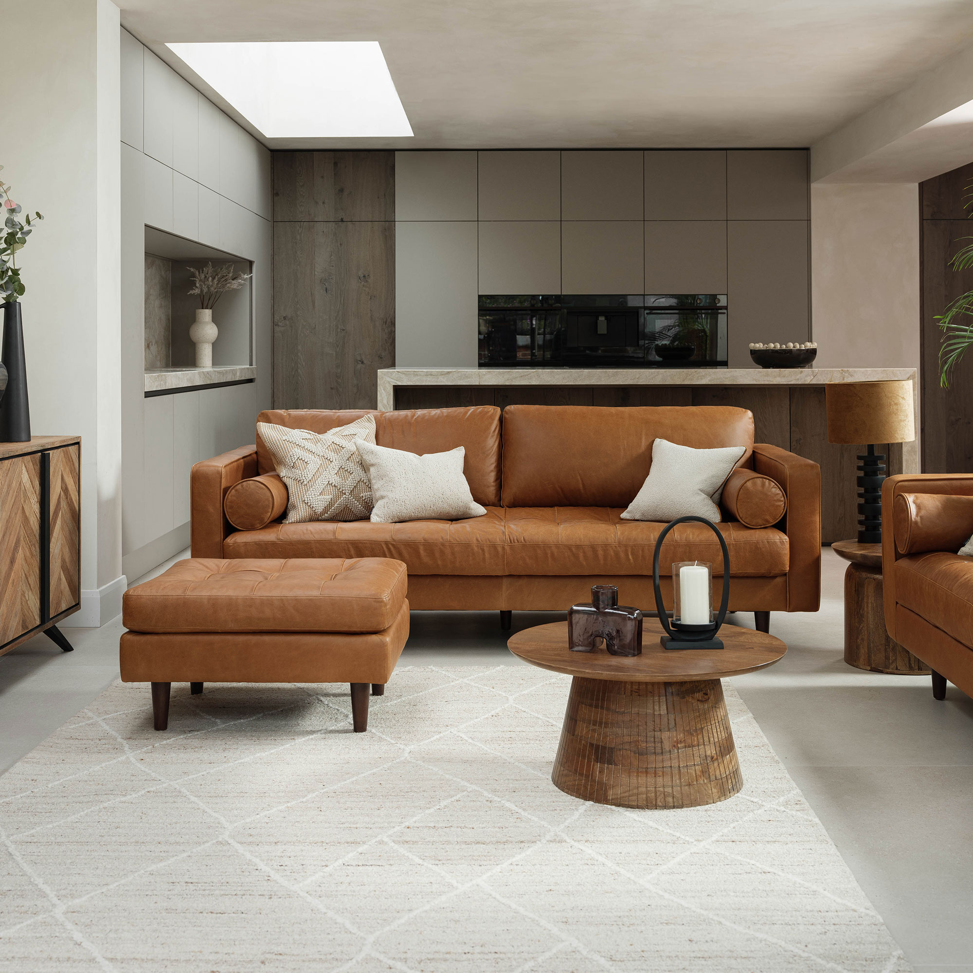 Hemingway Ottoman - Charme Cigar