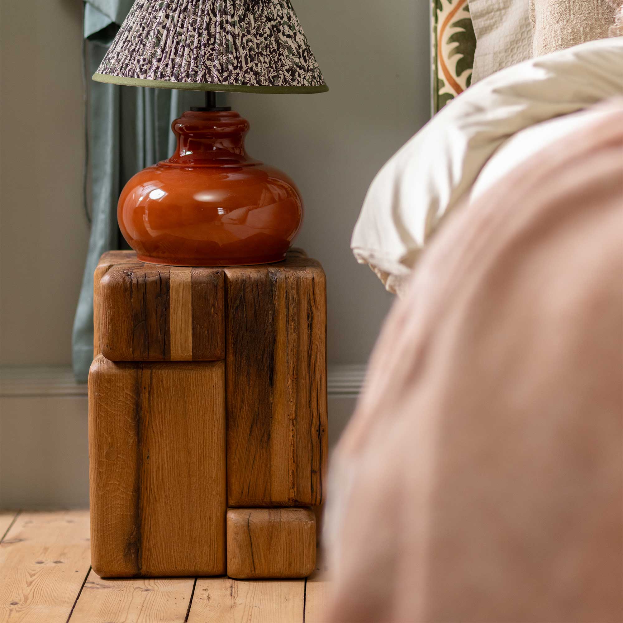 Brecon Square Stool - 100% Recycled Oak