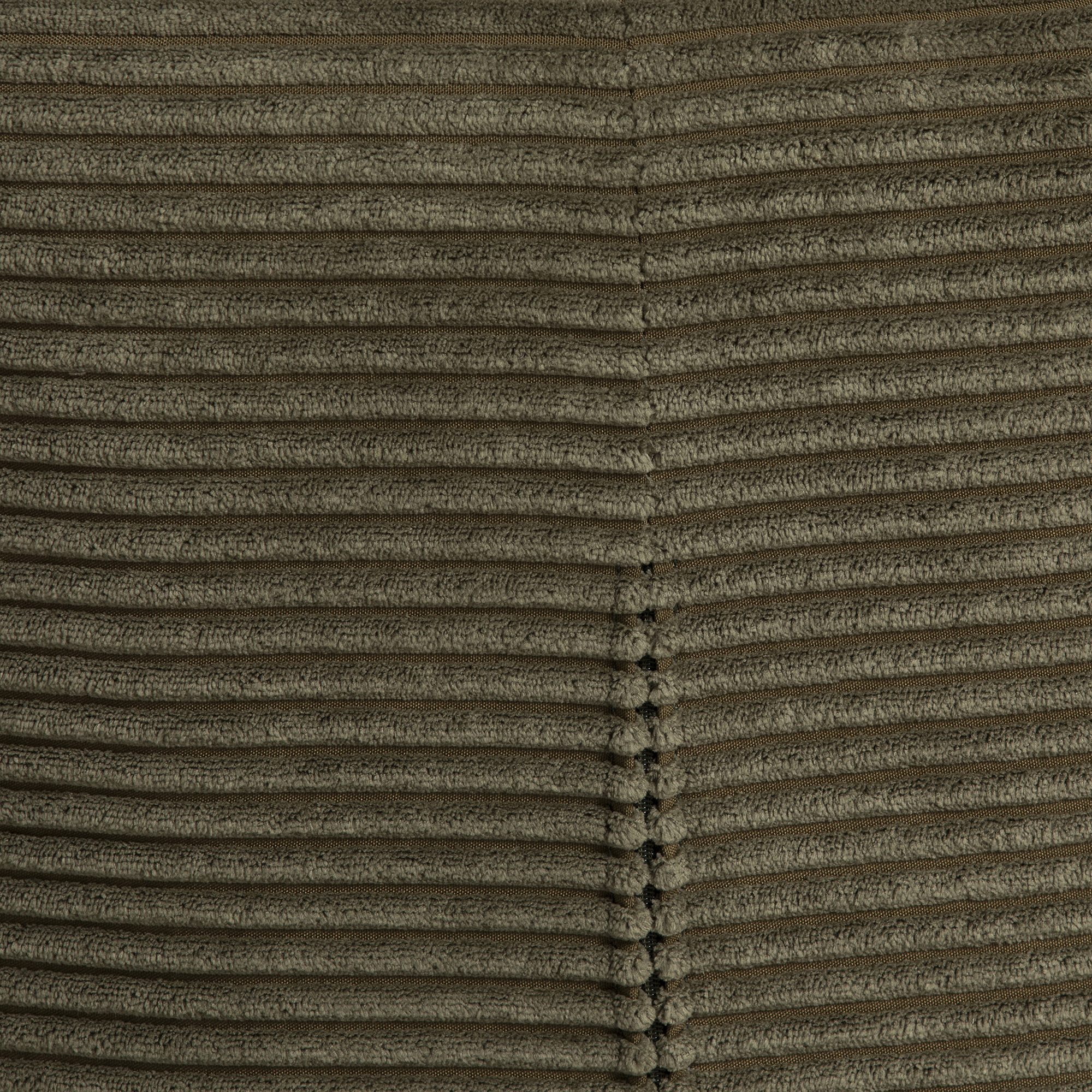 Odine Swivel Dining Chair - In Green Fabric with Black Legs