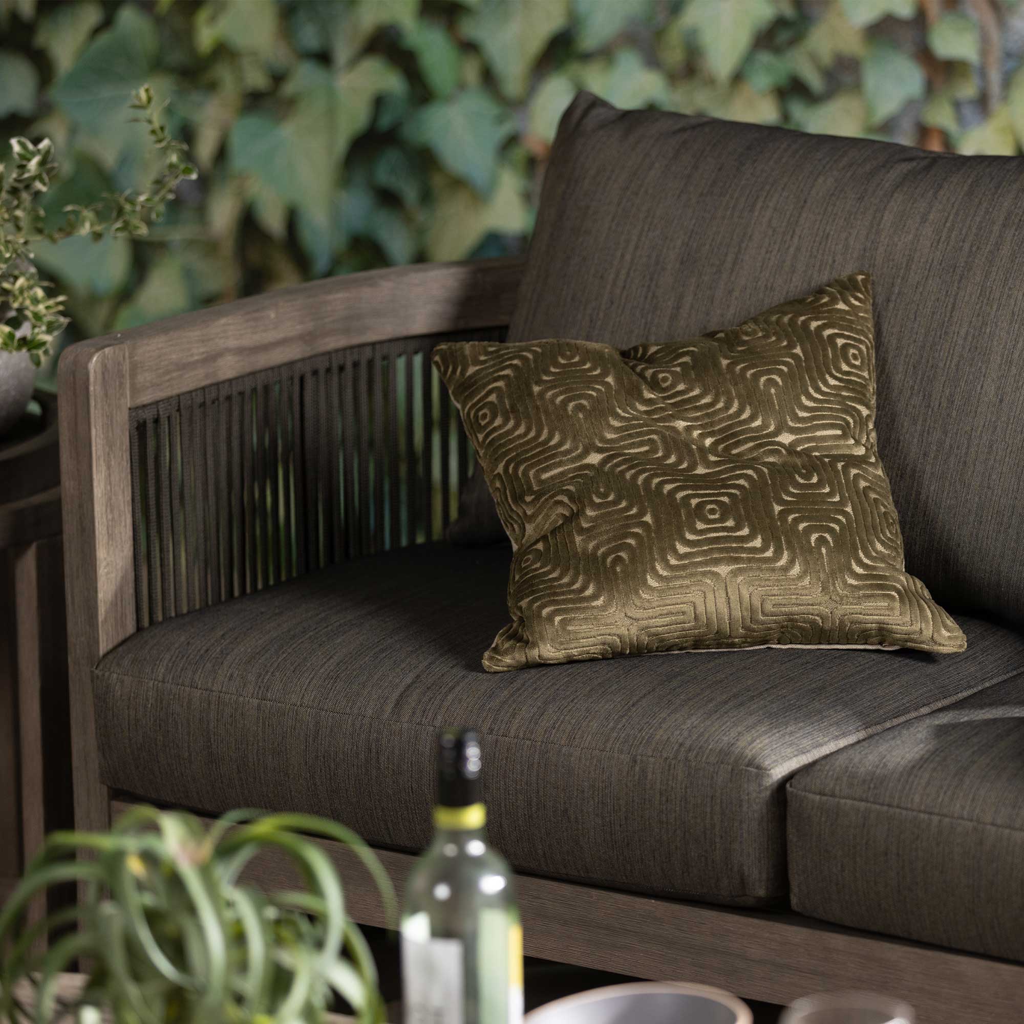 Tonga Grey Garden Lounge Set