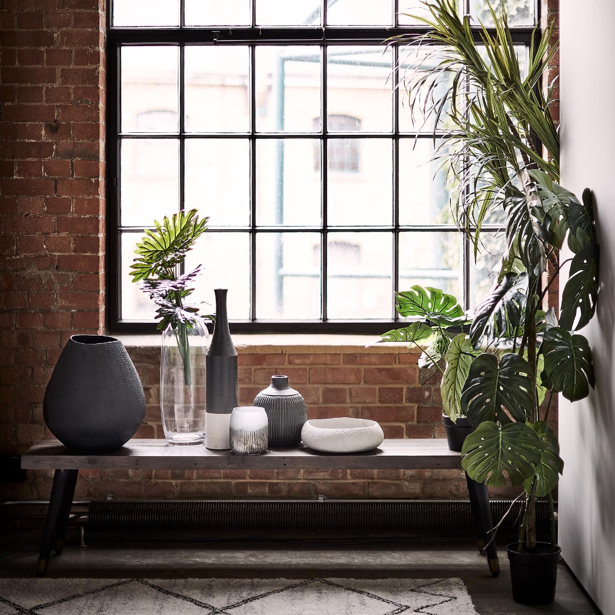 Modi 140cm Reclaimed Wood Dining Bench, Rustic Saddle Tan