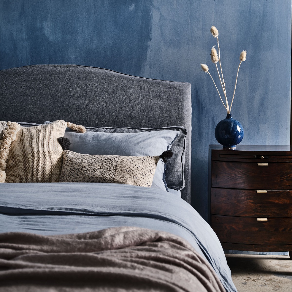 Navajos 3 Drawer Wide Bedside - Reclaimed Pinewood Finish